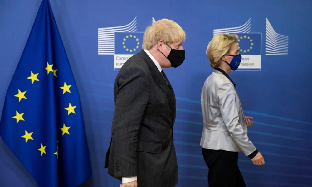 Brexit: Ποιο το κόστος για διαζύγιο χωρίς εμπορική συμφωνία;